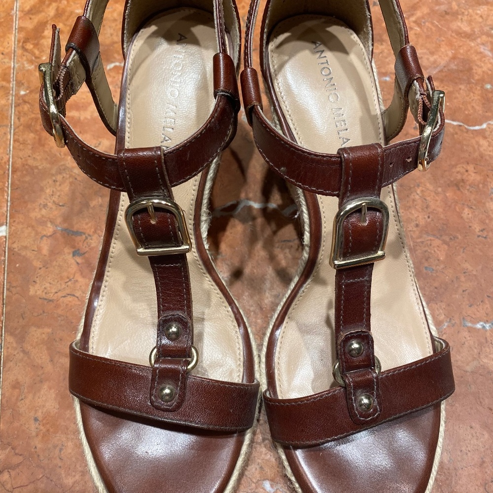 Women’s shoes